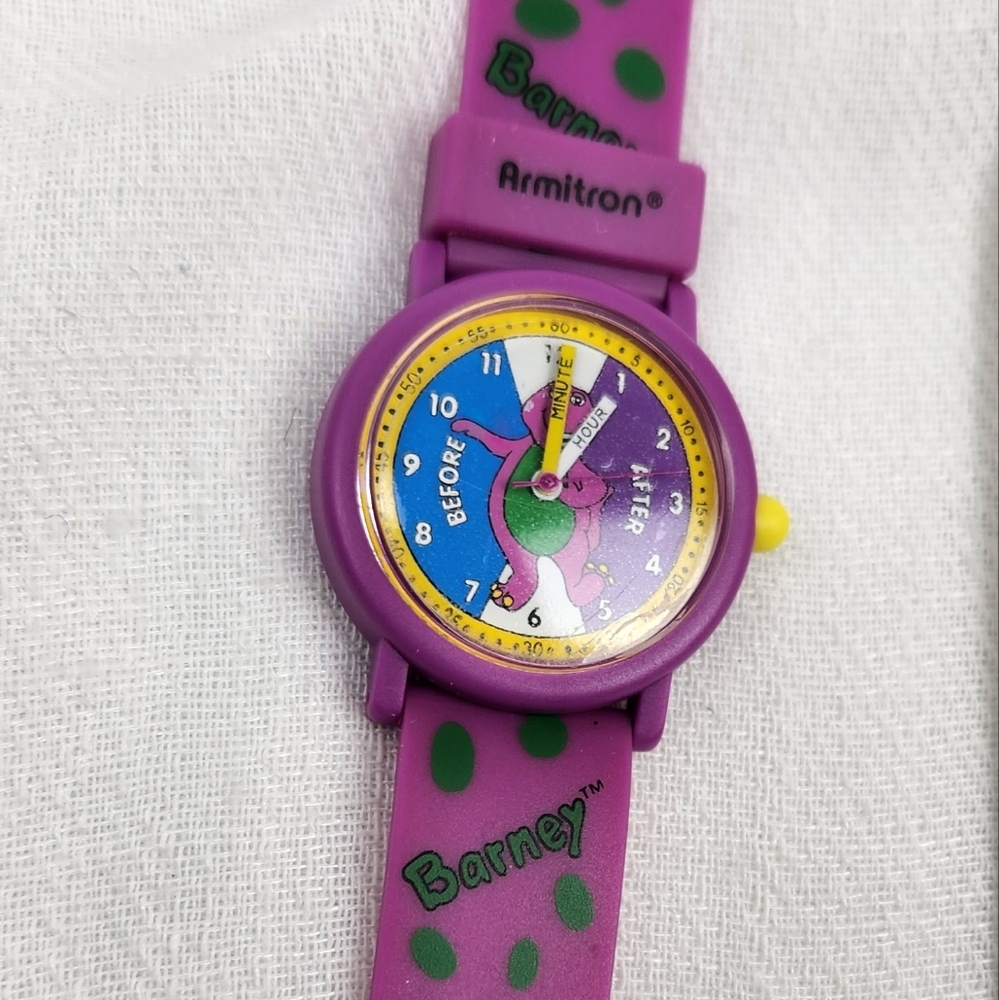 Vintage Armitron Barney Watch & Teach Me Time Book. - Picture 4 of 10